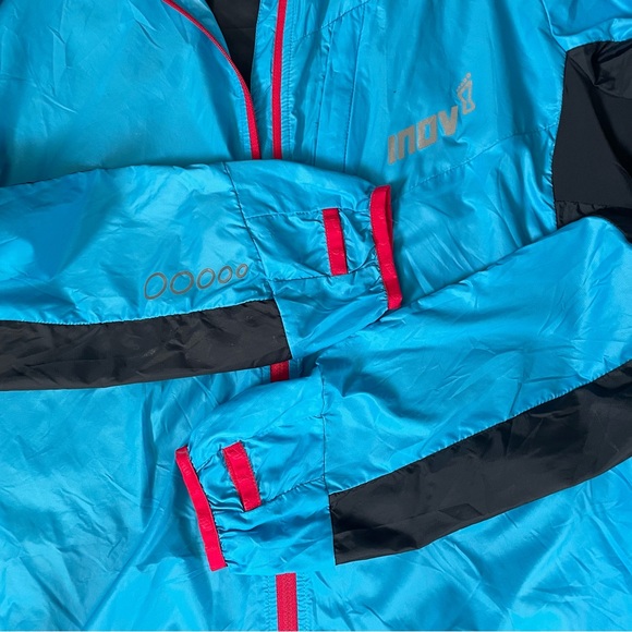 Inov-8 Women’s Race Elite 100 Windshell Size Medium - Picture 5 of 6
